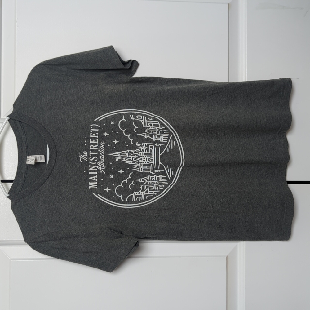 Grey Disney T-shirt with Cinderella's Castle and Main Street